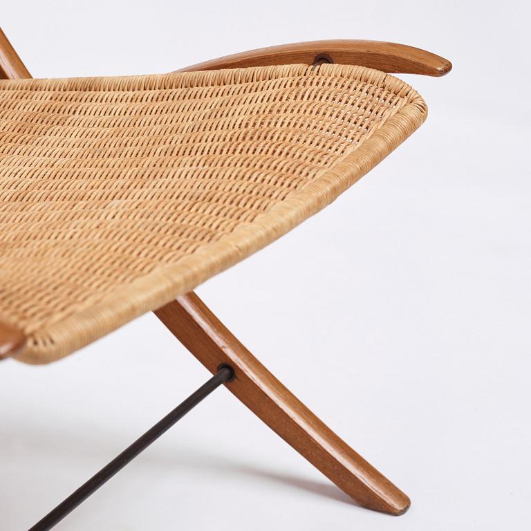 Peter Hvidt & Orla Mølgaard Nielsen, an easy chair,  'model 6103 X-chair', Fritz Hansen, Denmark 1960s.