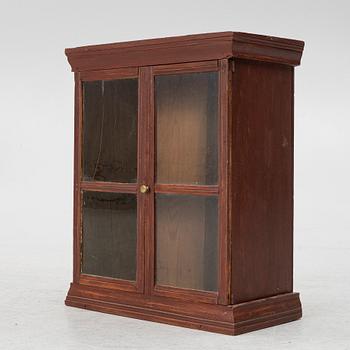 Hanging cabinet, 19th century.