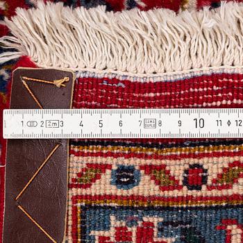 An Ardekan carpet, ca 300 x 190 cm.