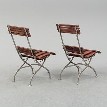 A set of five gardenchairs from the early 20th century.