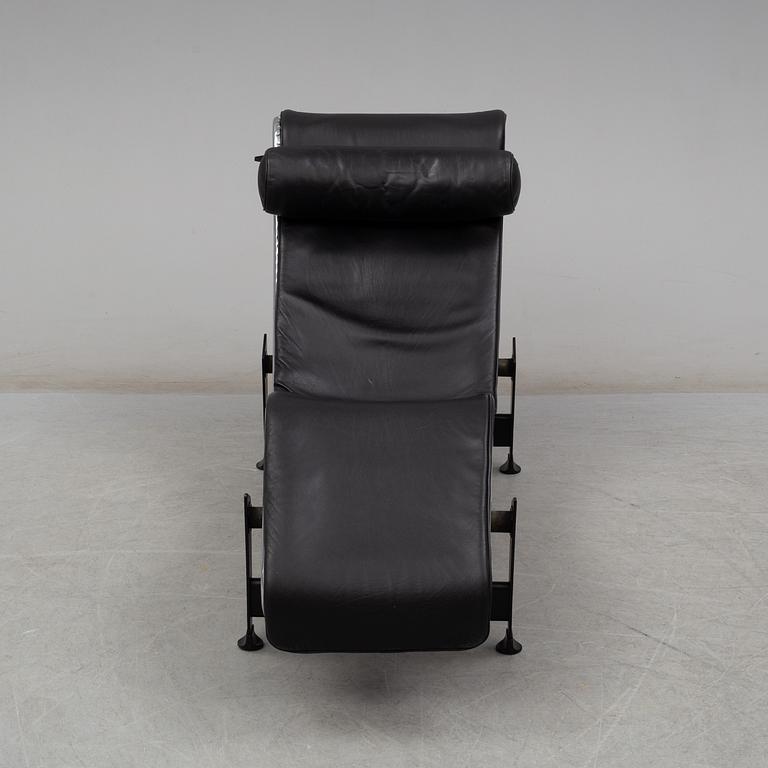 LE CORBUSIER, vilstol, "LC4". Cassina.