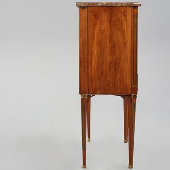 A mahogany-veneered late Gustavian secretaire by A. Scherling (master 1771-1809).
