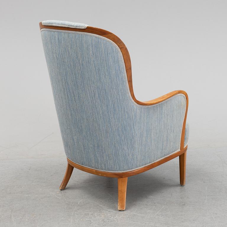 An 'Advokaten' easy chair by Carl Malmsten for OH Sjögren, second half of the 20th Century.
