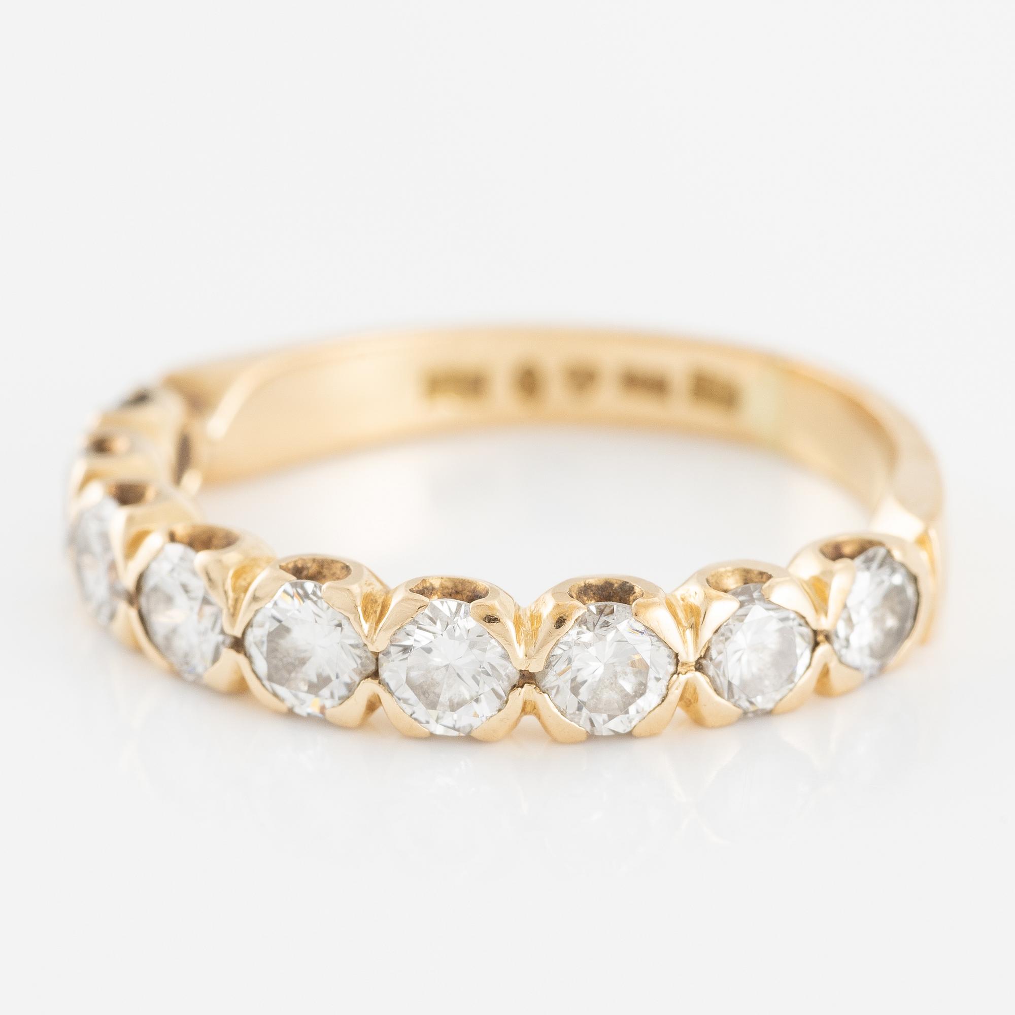 Alliance ring, half alliance, 18K gold with diamonds.