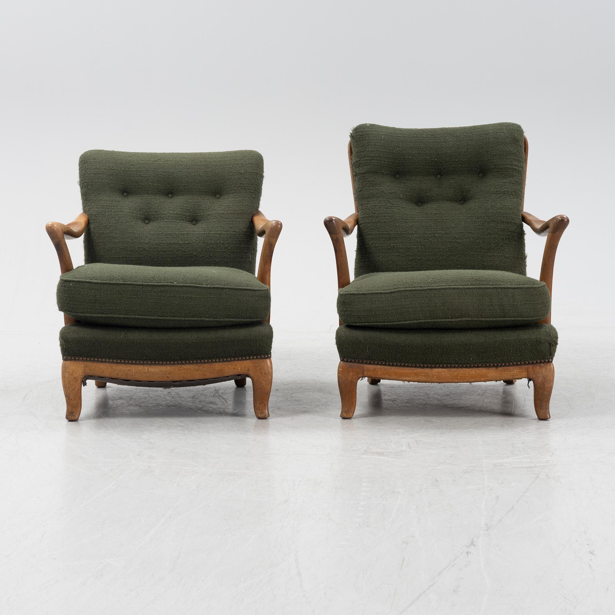 Fåtöljer, 2 st snarlika, Scandinavian Modern, 1940/50-tal.