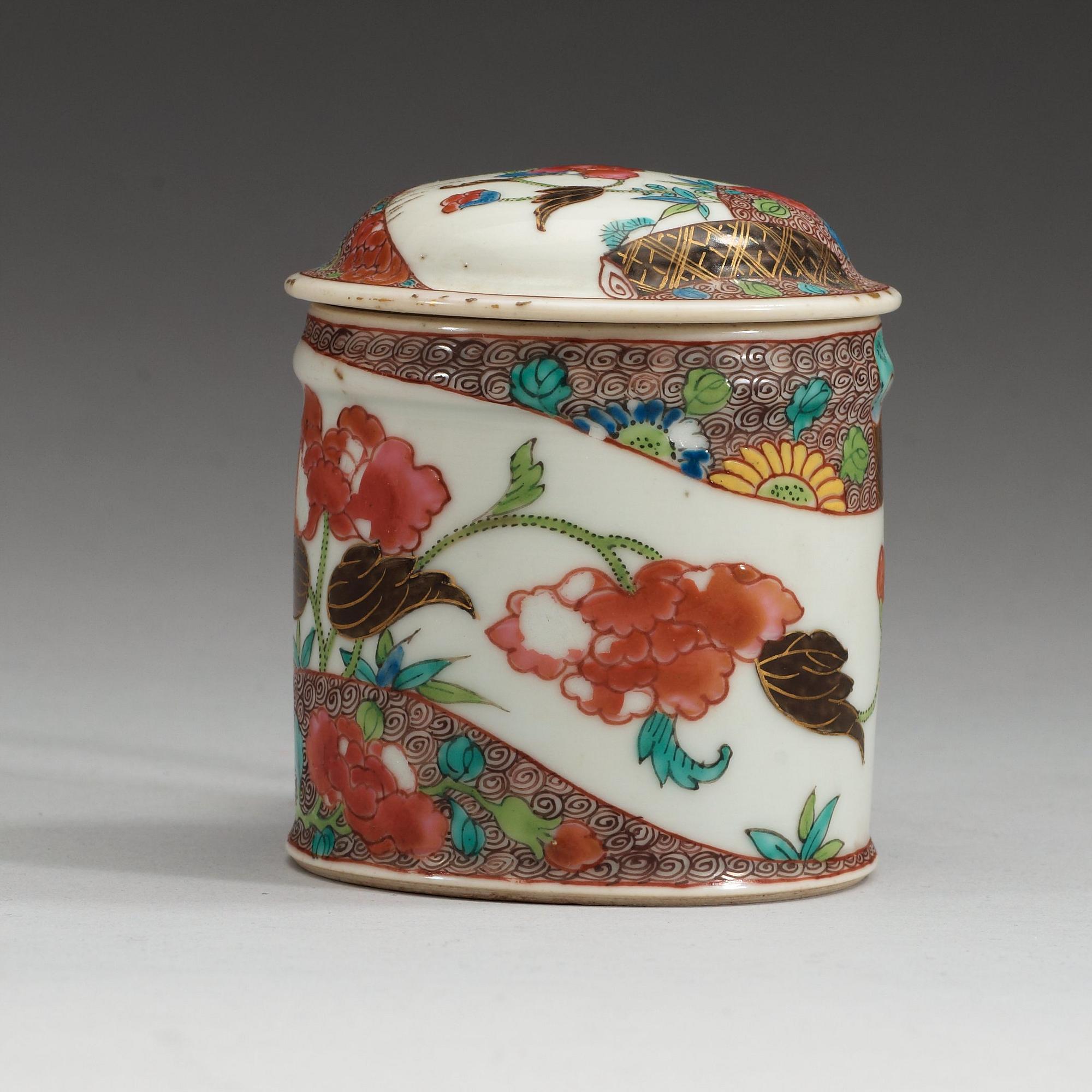 SENAPSBURK med LOCK, kompaniporslin. Qing dynastin, Qianlong (1736-95).