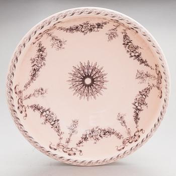 Villeroy & Boch, pesusetti, "Karl", 4 osaa, fajanssia, noin vuonna 1900.