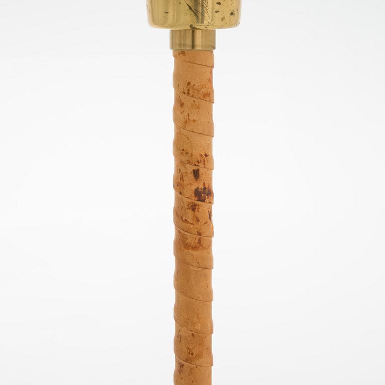 Lisa Johansson-Pape, pöytävalaisin, malli 940-025 Stockmann Orno, 1900-luvun puoliväli.