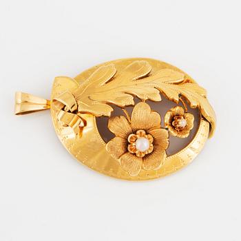 HÄNGE, 18K guld med två halvpärlor.