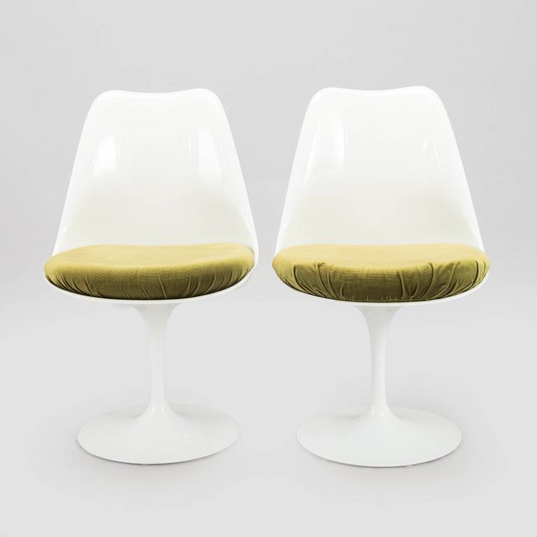 Eero Saarinen, A set of five 1960's chairs "Tulip" for Artek, manufactured under licens by Billnäs factory. Finland.