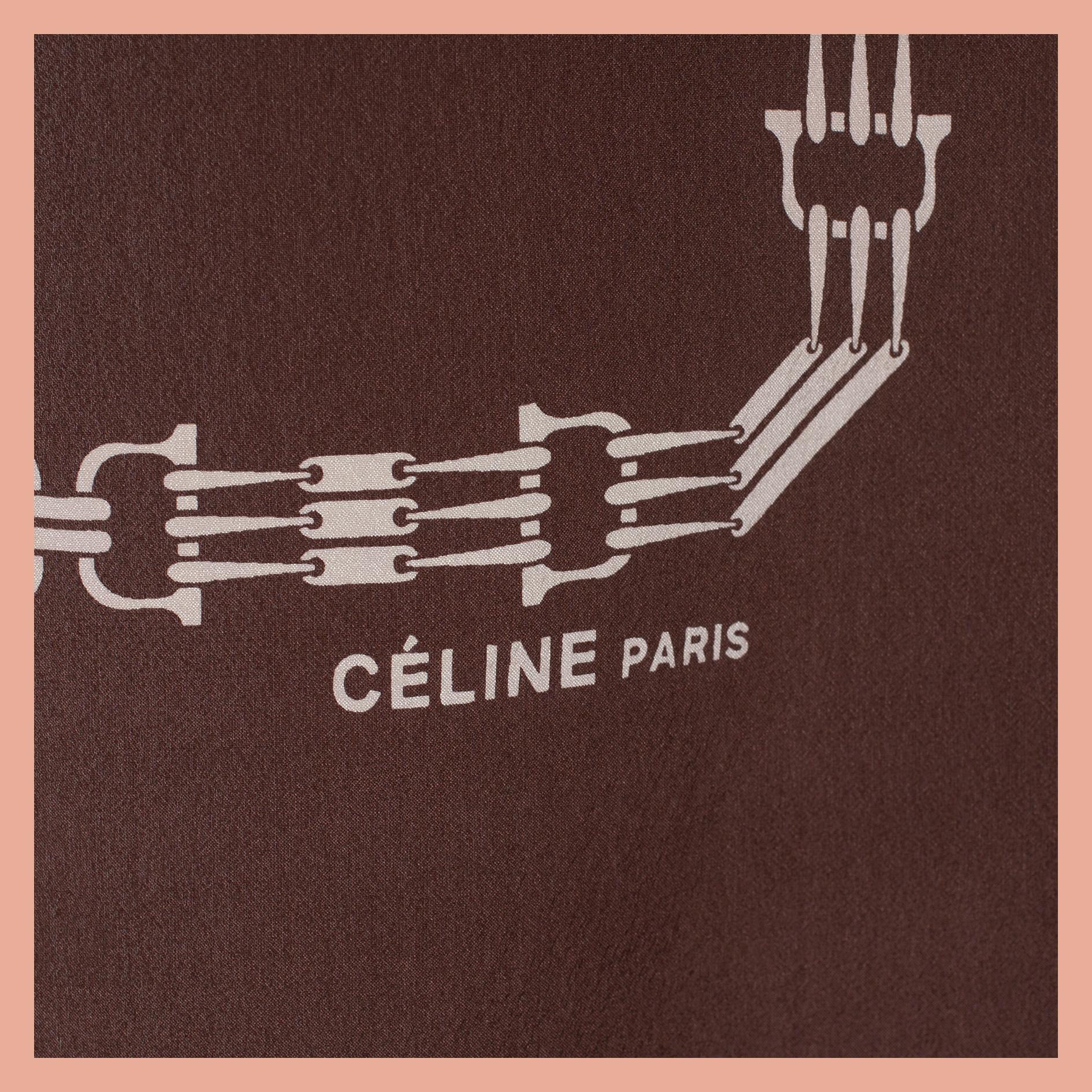 SCARVES, 2 st, Céline.