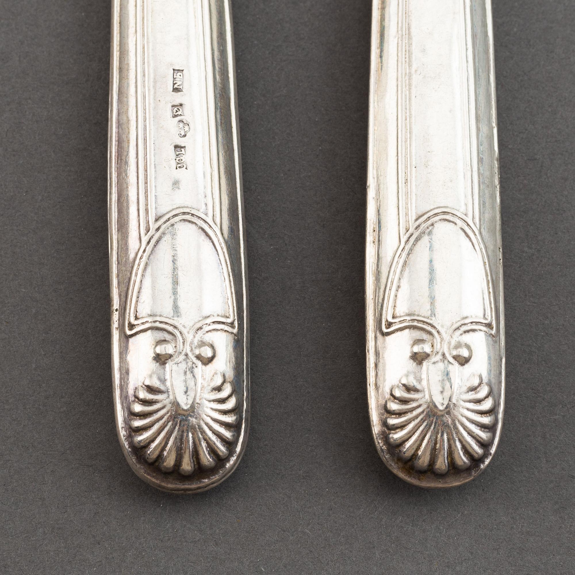 Six swedish silver knives, mark of Carl Gustaf Lundgren, Östersund 1867.