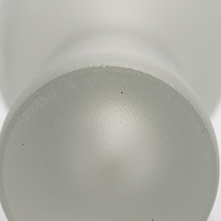Timo Sarpaneva, maljakko, "Hiidennyrkki", signeerattu Timo Sarpaneva Iittala -56.