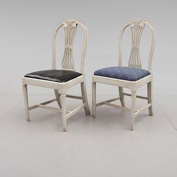 STOLAR, 2 st, gustavianska, omkring år 1800.