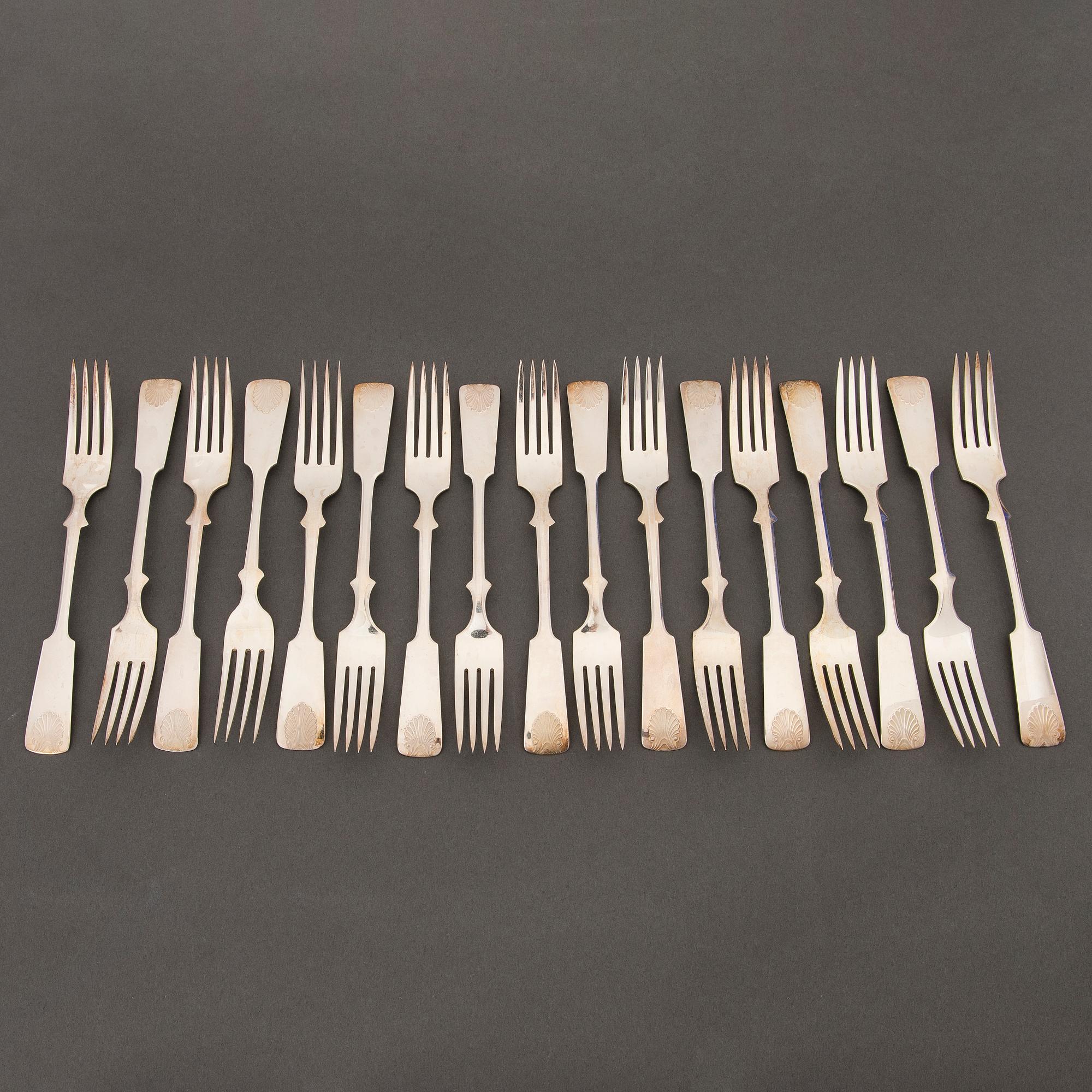 A 48-pcs set of silver cutlery with seashell decoration, Finnish hallmarks, Turku and Hämeenlinna 1956-1983.