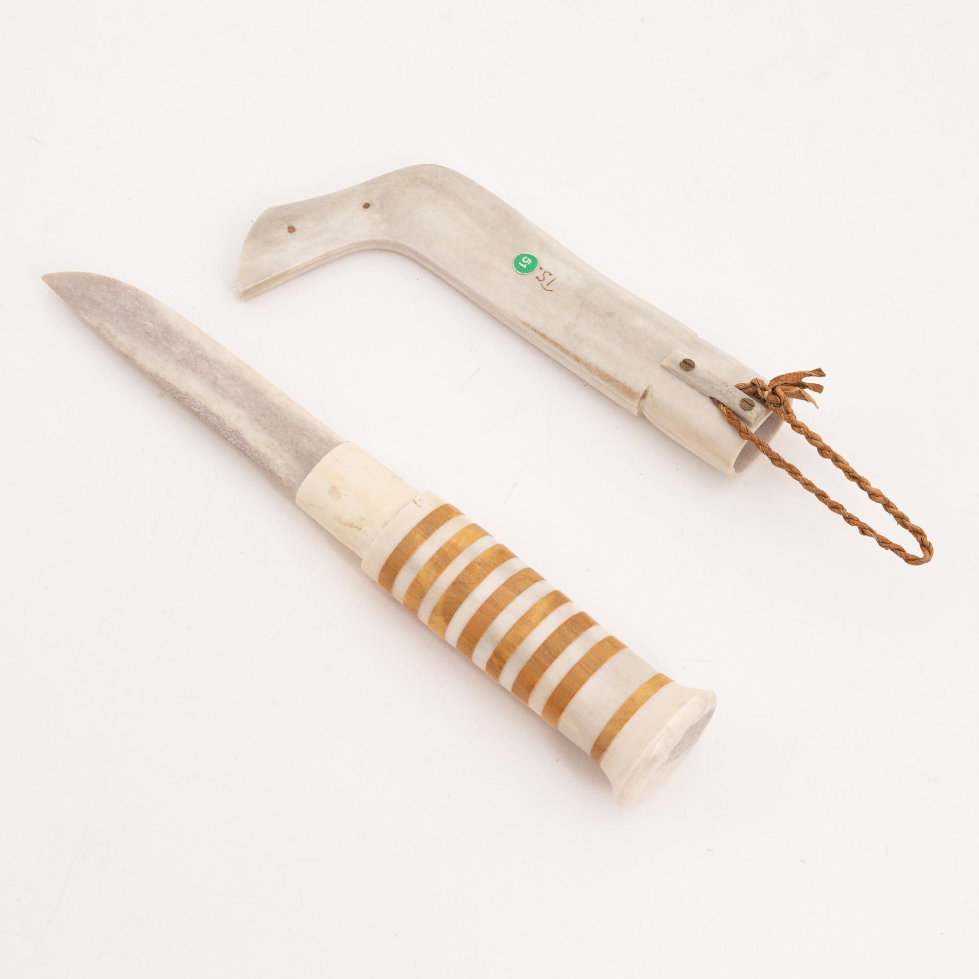 A reindeer horn knife, with horn blade, by Tore Sunna, before 1965, signed.