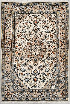 A KESHAN RUG, 145 x 97 cm.