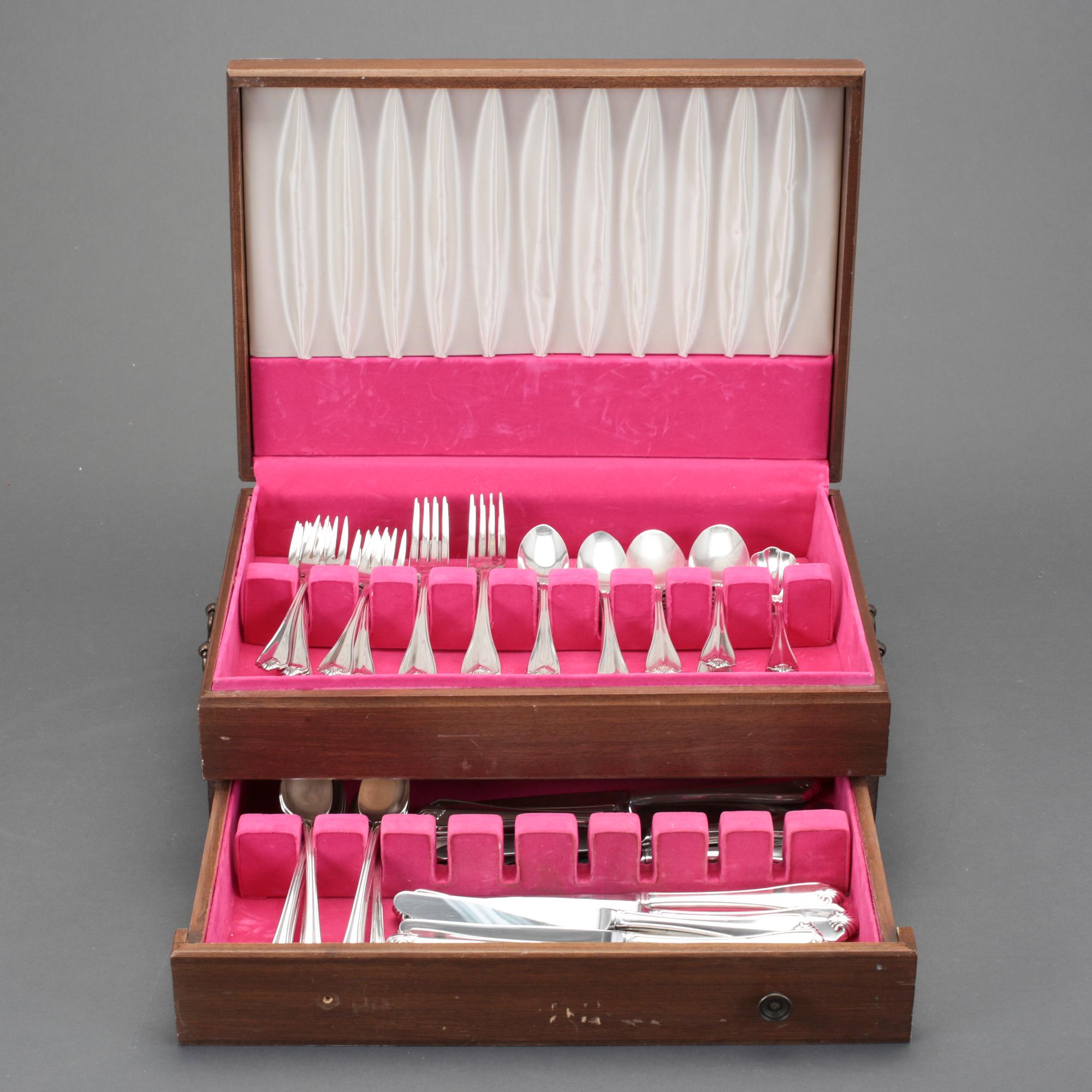 BESTICK, 111 delar, vitmetall, Oneida, USA samt Canada, 1900-talets andra hälft.