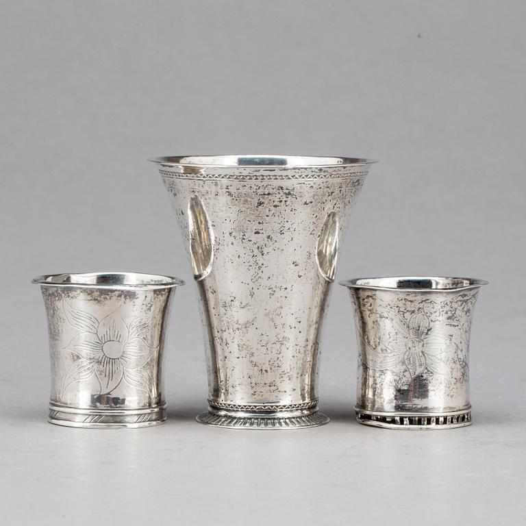 BÄGARE, 3 st, silver, 1700 och 1800-tal.