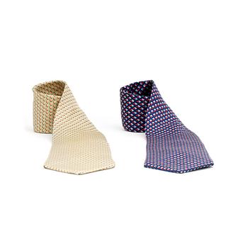 287. HERMÈS, two silk ties.