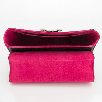 Louis Vuitton, a 'Twist MM Epi' bag.