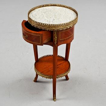 BORD, Louis XV-stil, 1900-talets första hälft.