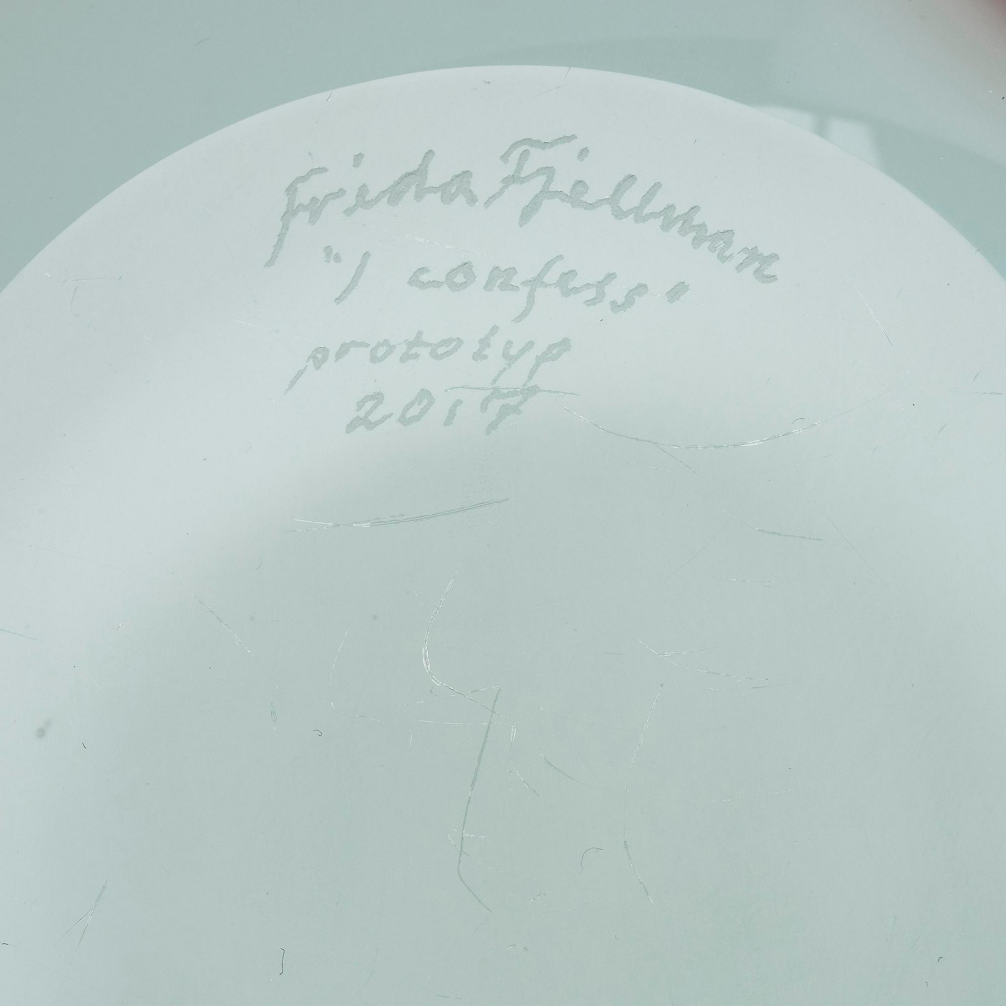 Frida Fjellman, "I confess".