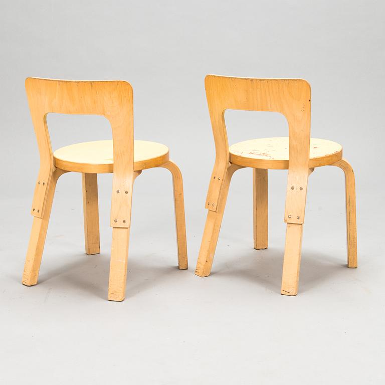 Alvar Aalto, two 'N65' children's chairs for Artek.