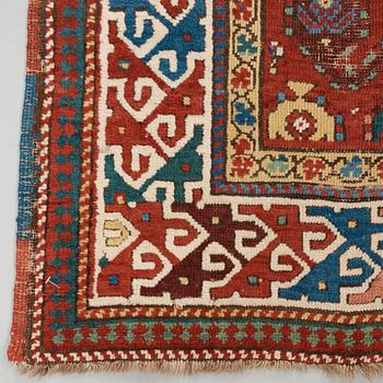 ANTIQUE CAUCASIAN RUNNER, PROBABLY KAZAK. 320 x 95,5 cm.