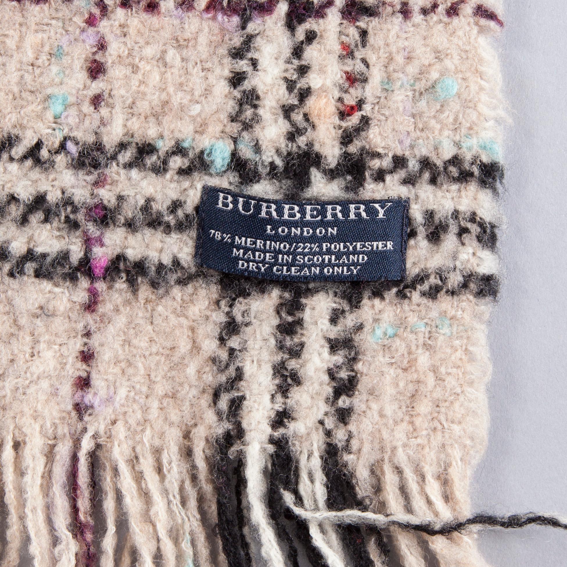 HALSDUK, Burberry.