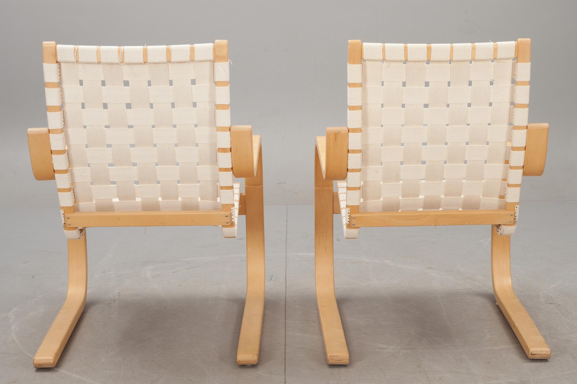 FÅTÖLJER, ett par. "406", Alvar Aalto.