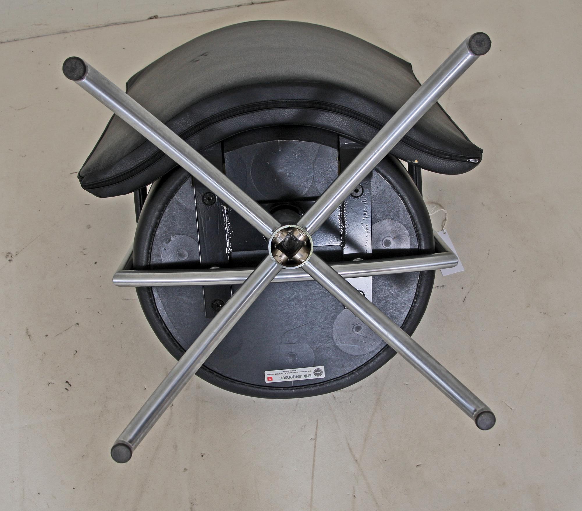 FÅTÖLJ, Johannes Foersom & Peter Hiort-Lorenzen, Erik Jörgensen.