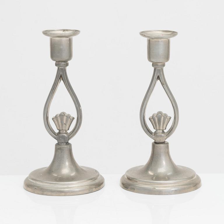 Paavo Tynell, ljusstakar, ett par, modell 8022, Taito, 1920/30-tal. TILL TYNELL TEMA I JANUARI.