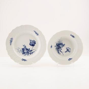 Servis "Blå blomst" 97 dlr Royal Copenhagen porslin.