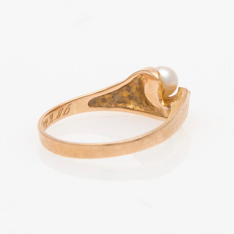 RING, Lapponia, odlad pärla, 14K guld.