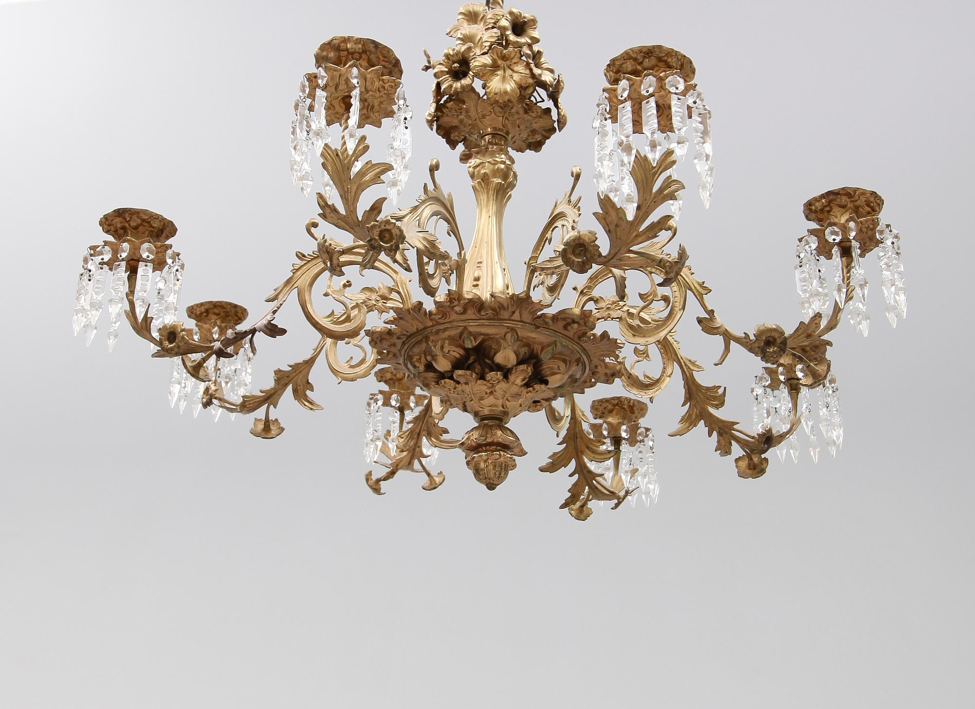 LJUSKRONA, oskariansk, 1800-talets andra hälft. Höjd ca 90  cm.