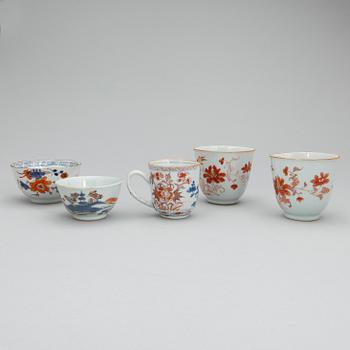 KOPPAR, 5 st, porslin, Kina, 1700-tal.