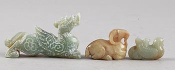 FIGURINER, 3 st, Jade, Kina, 1900-tal.