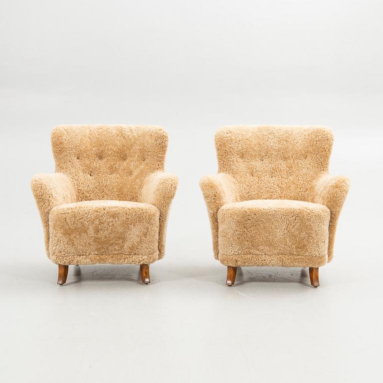 Armchairs, a pair, Asko, Finland, 1940s.