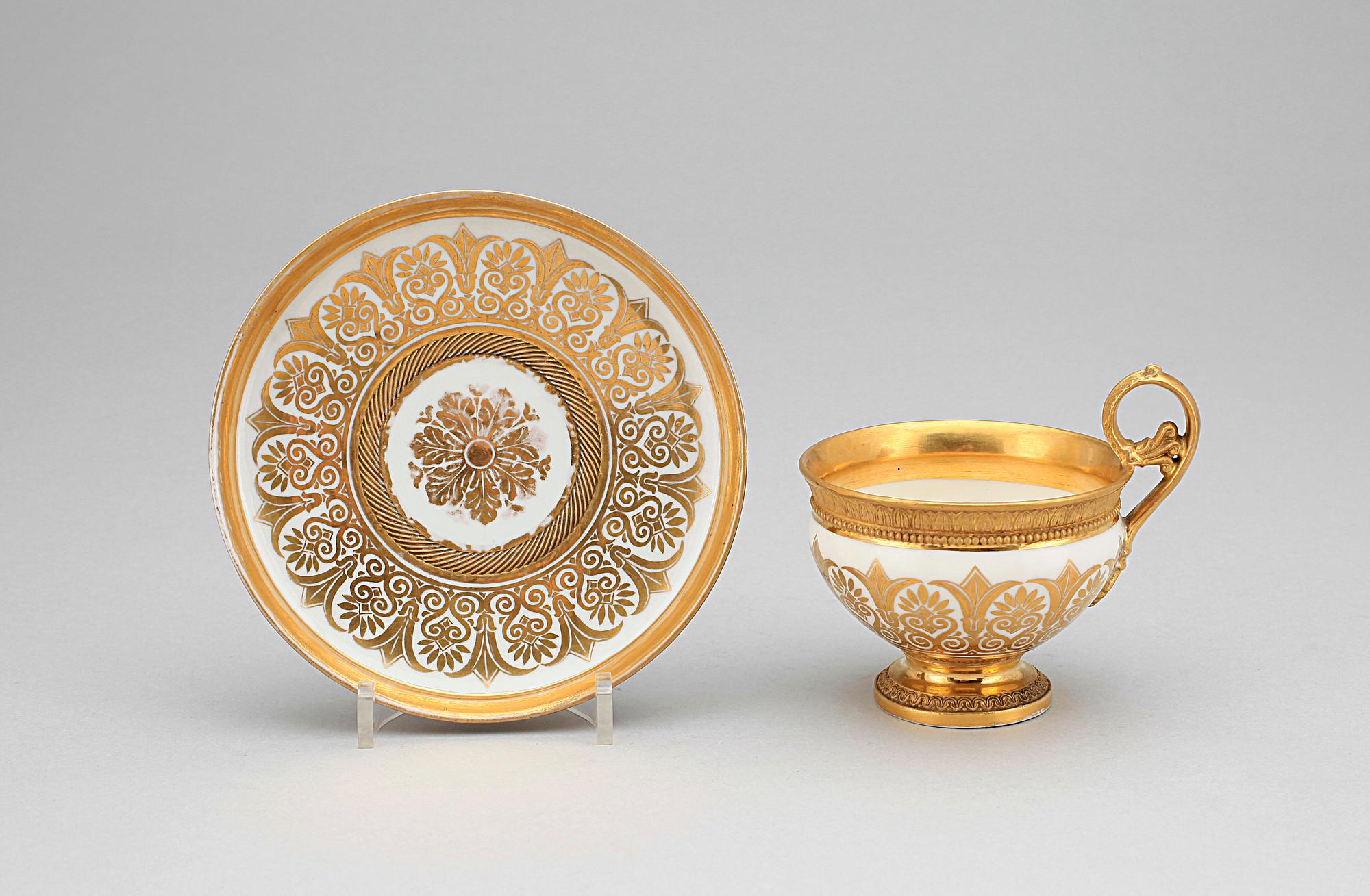 KOPP med FAT, porslin, empire, Kunglig Dansk, 1800-talets mitt.