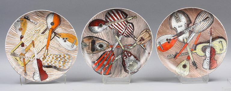 TALLRIKAR, 9 st. Porslin. Fornasetti, Italien.