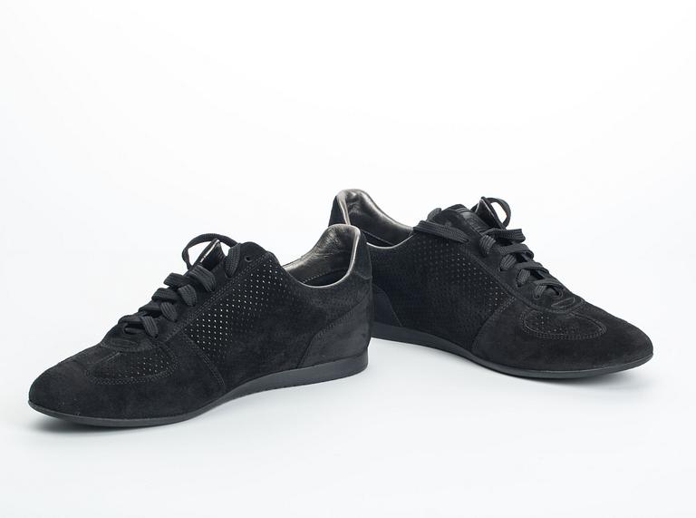 SKOR, "Stardust", Louis, Vuitton.