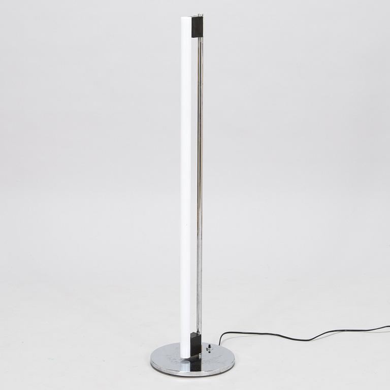 Eileen Gray, golvlampa, Vereinigt werkstätten, Leuchtenkollektion, 1900-talets slut.