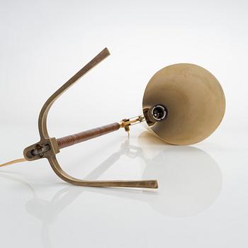 Paavo Tynell, a mid-20th-century '9225' table lamp for Taito, Finland.
