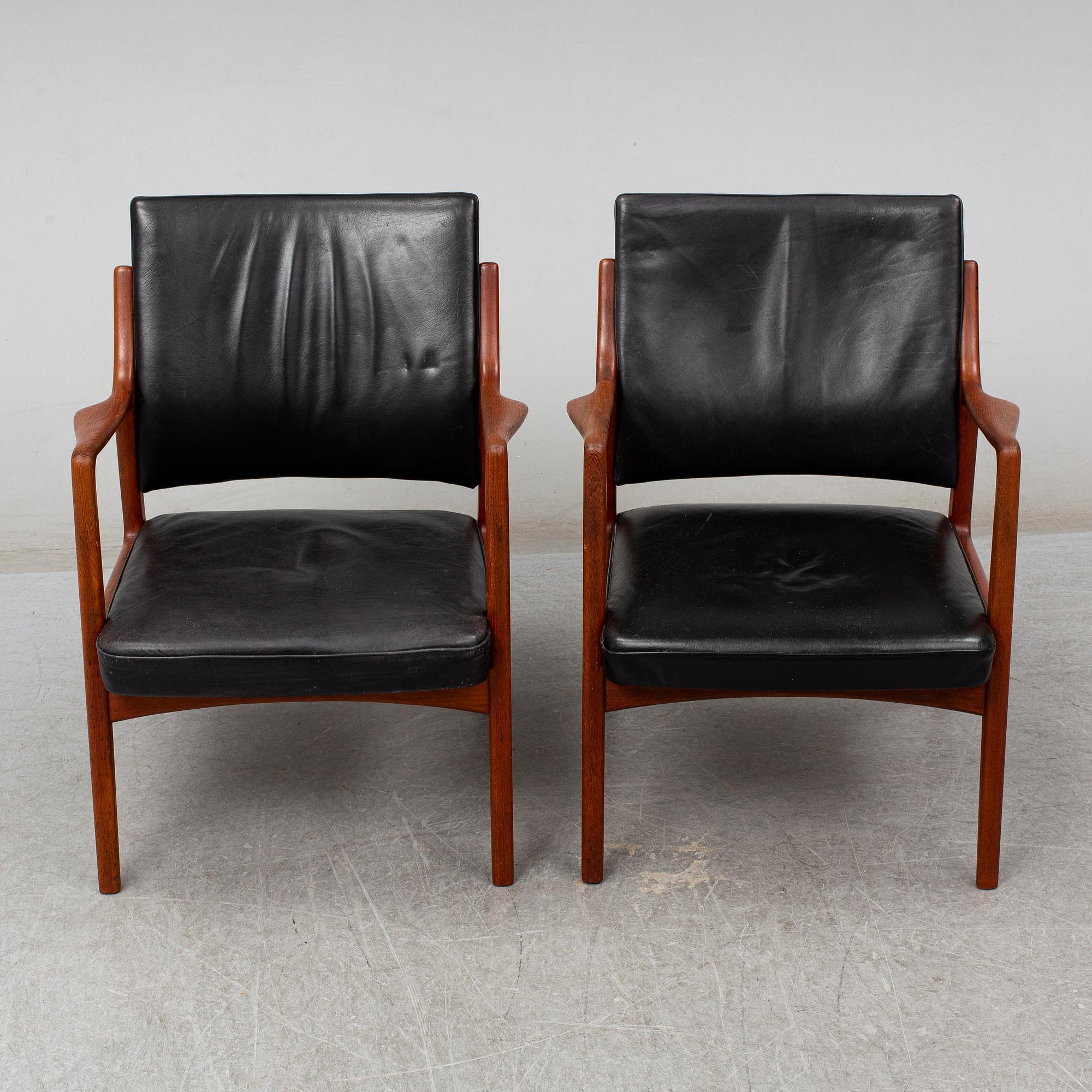 KARL ERIK EKSELIUS, a pair of late 20th Century easy chairs.