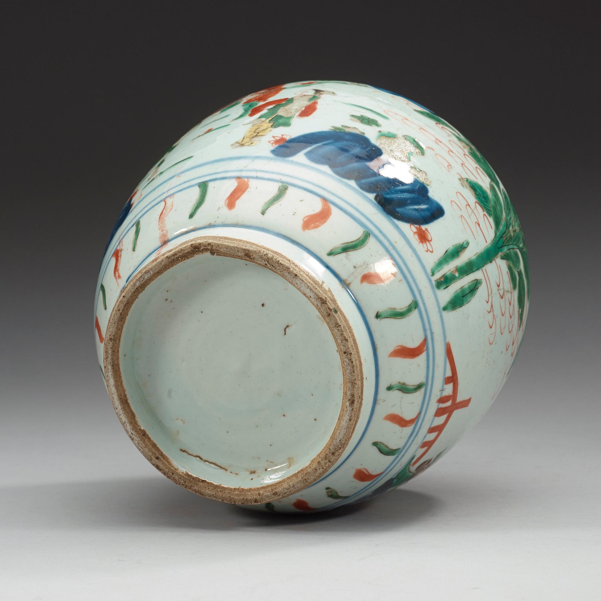 A Transitional wucai jar, 17th Century.