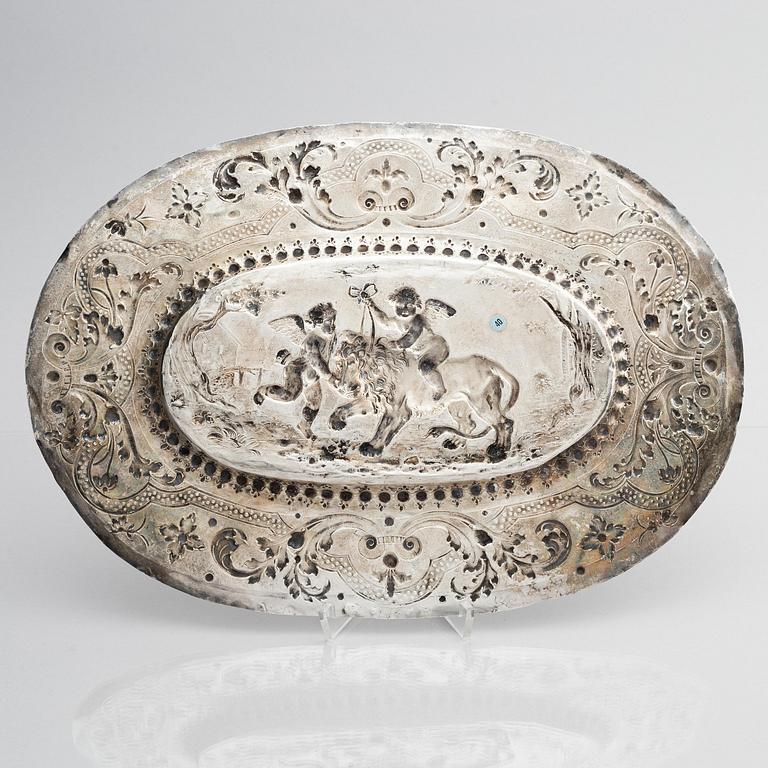 Presenterfat, silver, oidentifierad mästare, Danzig 1670-1700. Barock.
