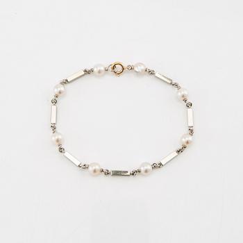 Armband 18K vitguld med odlade pärlor, Göteborg 1959.