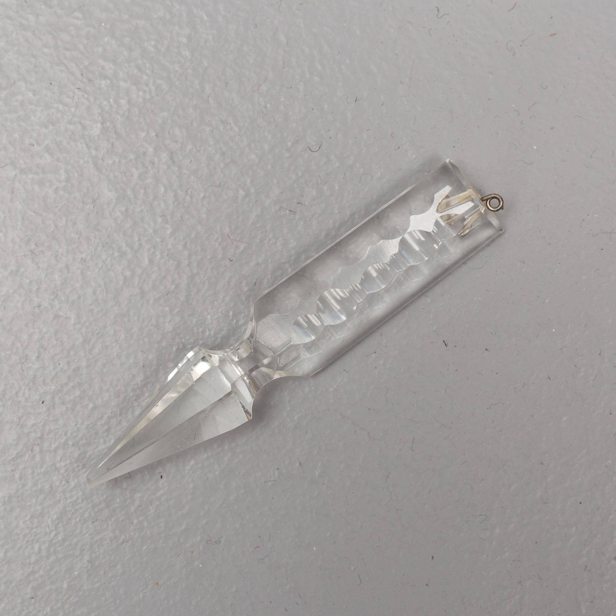 A late 20th century chandelier.