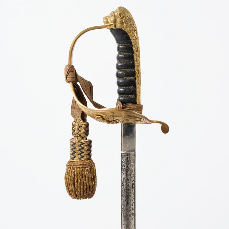 Sabel svensk, m/1915 för sjöofficer, med balja.